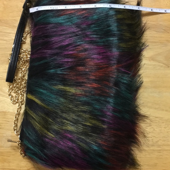 Fashion Faux Fur Handbag - Picture 6 of 6